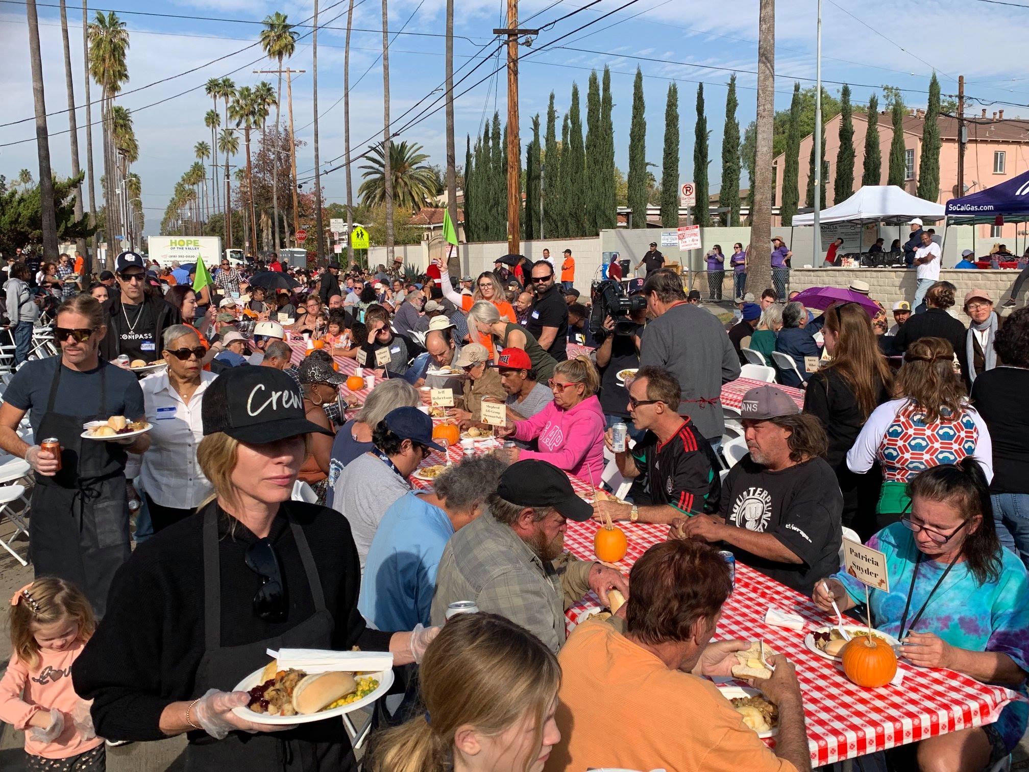 Rodeo Realty sponsors Thanksgiving Banquet